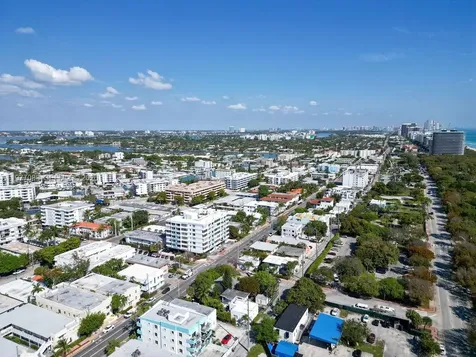 8000 Harding Avenue Miami Beach FL 33141