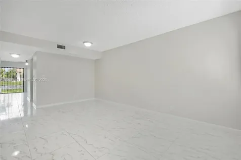 9827 NW 37th Street Sunrise FL 33351
