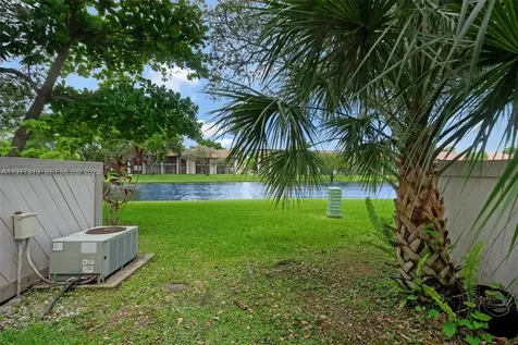 9827 NW 37th Street Sunrise FL 33351