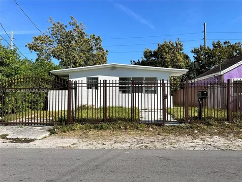 1557 NW 66th Street Miami FL 33147
