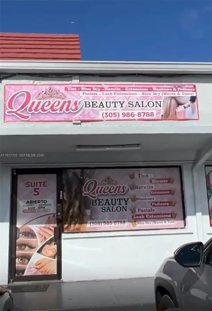 3300 E 4 Avenue Hialeah FL 33013