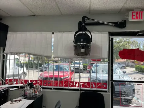 3300 E 4 Avenue Hialeah FL 33013