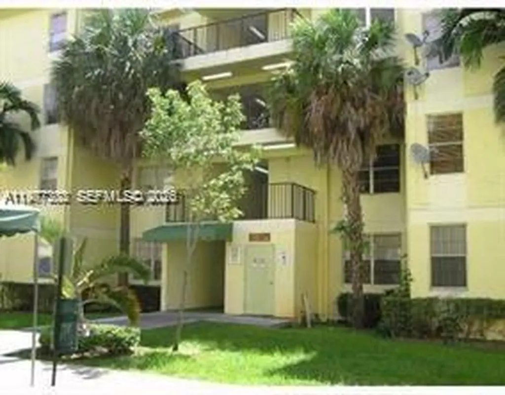 1885 W 56th Street Hialeah FL 33012