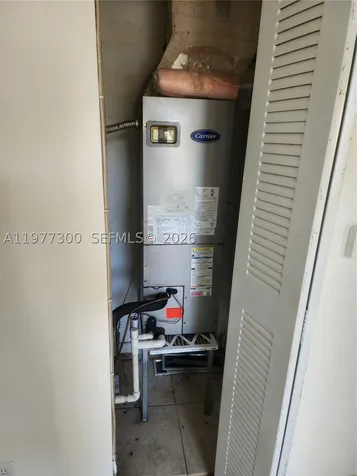 6910 NW 5th Place Miami FL 33150