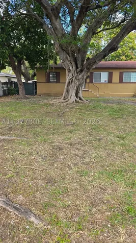 6910 NW 5th Place Miami FL 33150