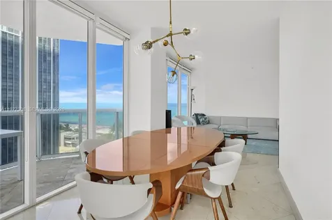 4779 Collins Avenue Miami Beach FL 33140