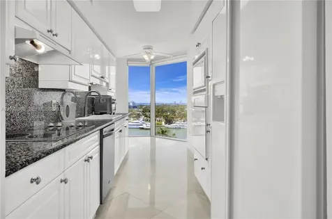 4779 Collins Avenue Miami Beach FL 33140