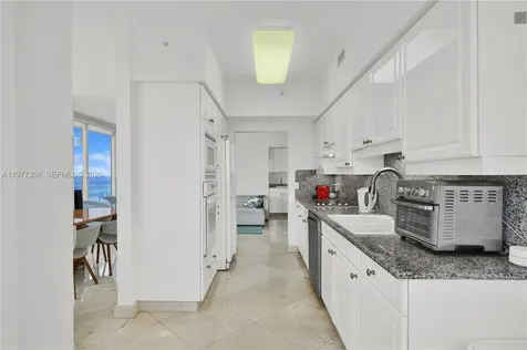 4779 Collins Avenue Miami Beach FL 33140