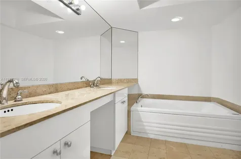 4779 Collins Avenue Miami Beach FL 33140
