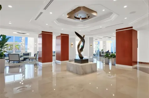 4779 Collins Avenue Miami Beach FL 33140