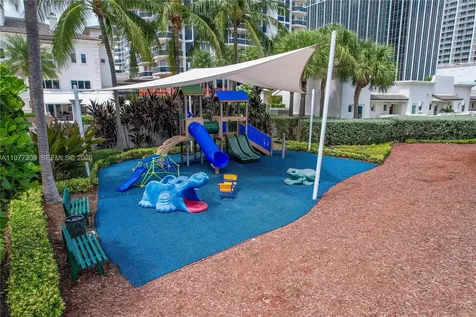 4779 Collins Avenue Miami Beach FL 33140