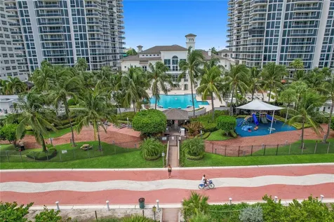 4779 Collins Avenue Miami Beach FL 33140