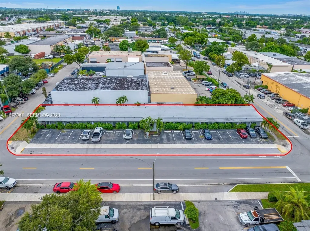 5807 SW 25th Street West Park FL 33023
