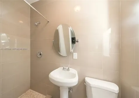 5807 SW 25th Street West Park FL 33023
