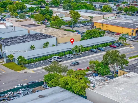 5807 SW 25th Street West Park FL 33023