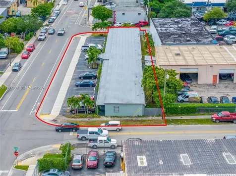 5807 SW 25th Street West Park FL 33023