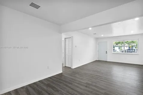 1061 NW 108 Terrace Miami FL 33168