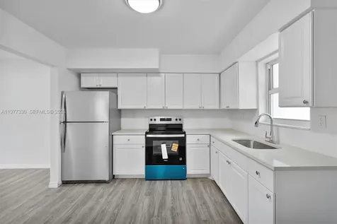 1061 NW 108 Terrace Miami FL 33168