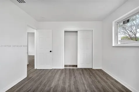 1061 NW 108 Terrace Miami FL 33168