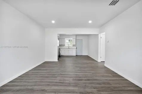 1061 NW 108 Terrace Miami FL 33168