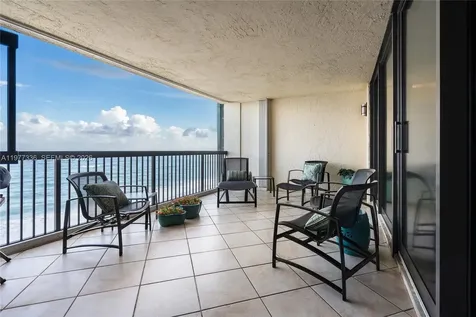 19670 Beach Road Tequesta FL 33469