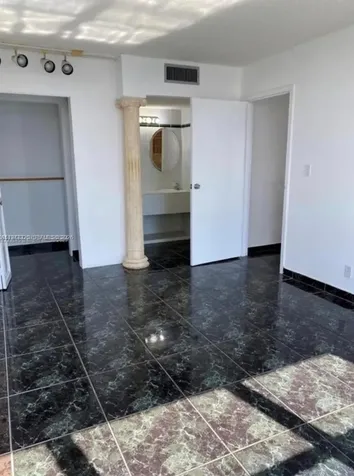 16909 N Bay Road Sunny Isles Beach FL 33160