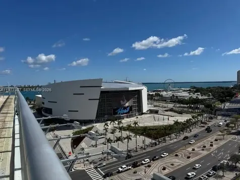 888 Biscayne Boulevard Miami FL 33132