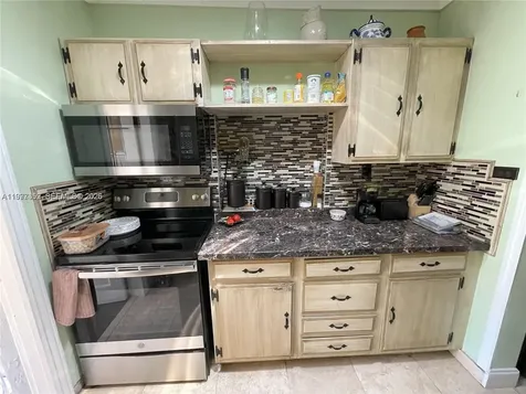 1820 Coolidge Street Hollywood FL 33020