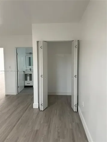 526 NW 6th Hallandale Beach FL 33009
