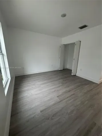 526 NW 6th Hallandale Beach FL 33009