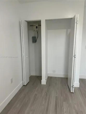 526 NW 6th Hallandale Beach FL 33009