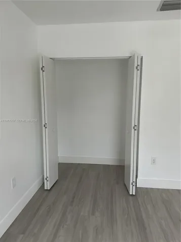 526 NW 6th Hallandale Beach FL 33009