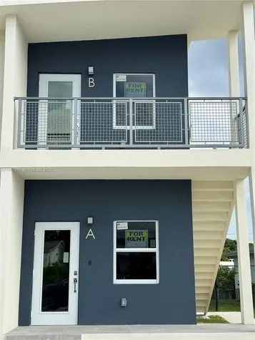 526 NW 6th Hallandale Beach FL 33009
