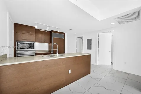 475 Brickell Avenue Miami FL 33131