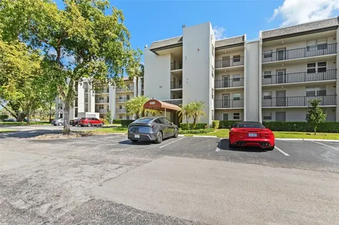 9480 Poinciana Place Davie FL 33324