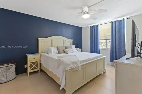 9480 Poinciana Place Davie FL 33324