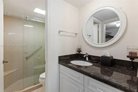 9480 Poinciana Place Davie FL 33324