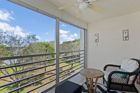9480 Poinciana Place Davie FL 33324