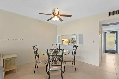 9480 Poinciana Place Davie FL 33324