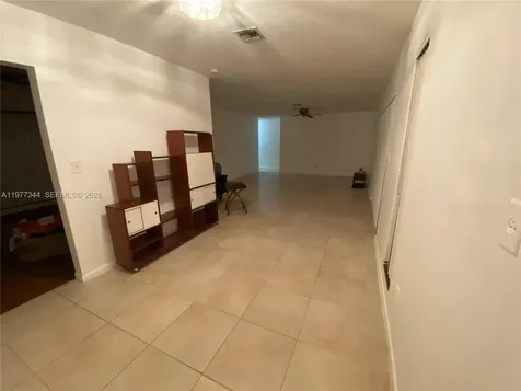 19112 SW 95th Avenue Cutler Bay FL 33157