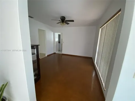 19112 SW 95th Avenue Cutler Bay FL 33157