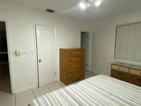 19112 SW 95th Avenue Cutler Bay FL 33157