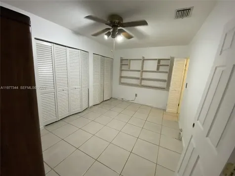 19112 SW 95th Avenue Cutler Bay FL 33157
