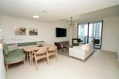 159 NE 6th Street Miami FL 33132