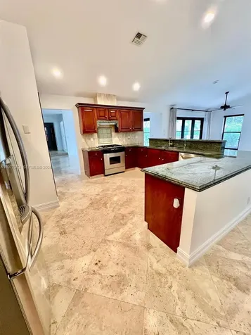 6083 Vista Linda Lane Boca Raton FL 33433