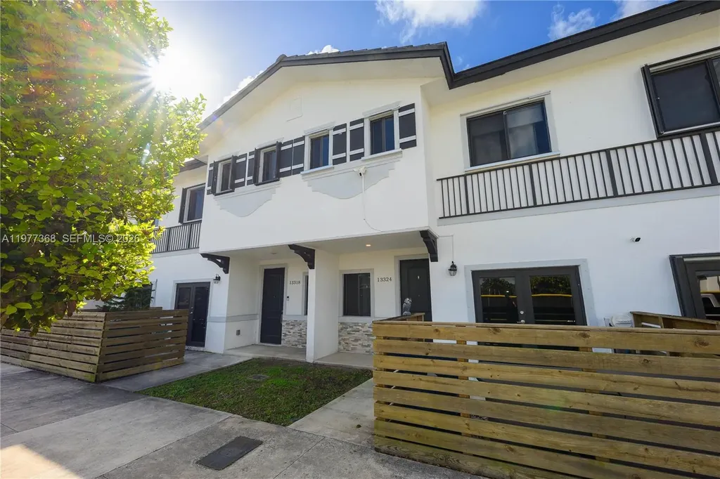 13324 SW 250th Street Miami FL 33032