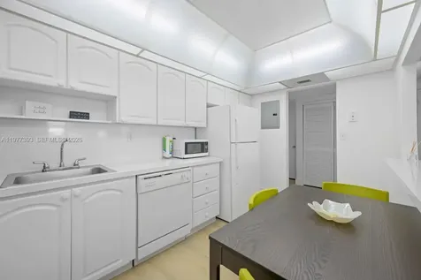 19370 Collins Avenue Sunny Isles Beach FL 33160