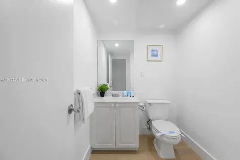 19370 Collins Avenue Sunny Isles Beach FL 33160