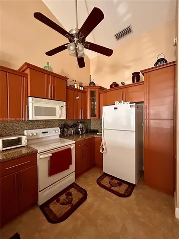7171 Tam Oshanter Boulevard North Lauderdale FL 33068