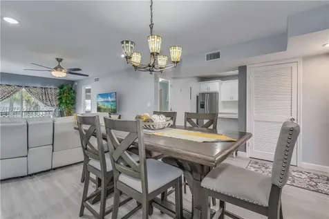 681 S Hollybrook Drive Pembroke Pines FL 33025